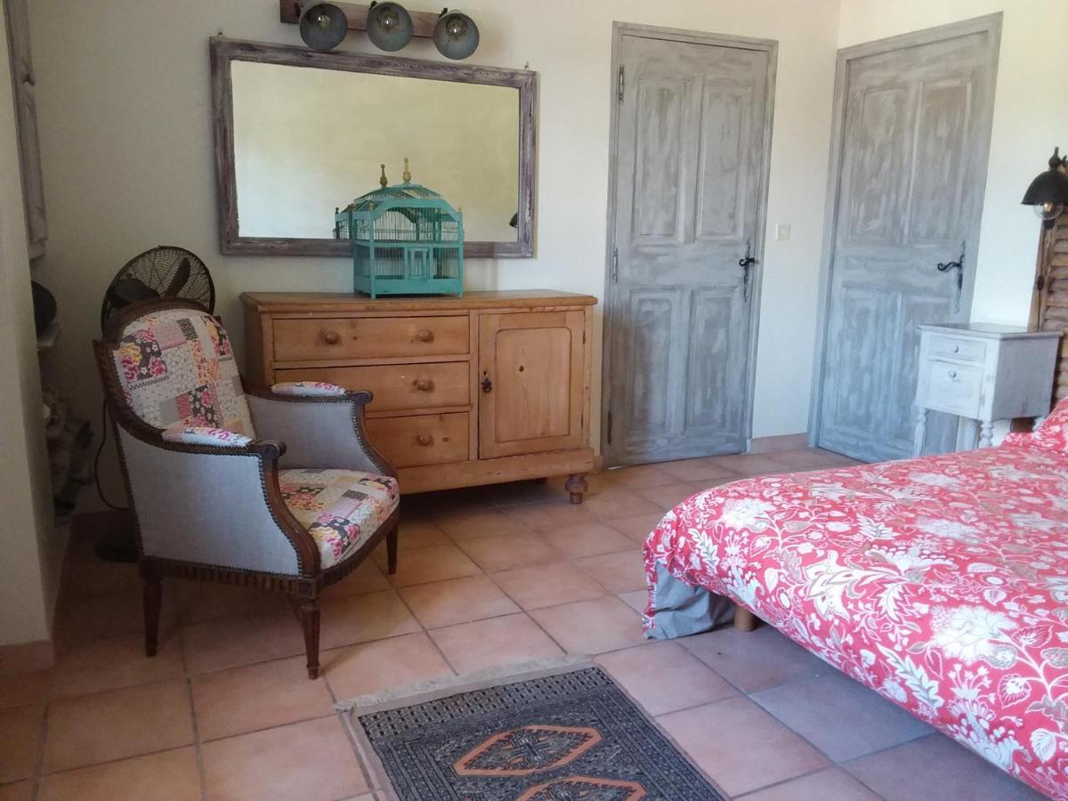 Clos St Jean Baptiste Tourves Extérieur photo